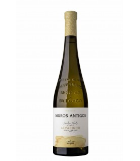VINHO MUROS ANTIGOS ALVARINHO 75CL